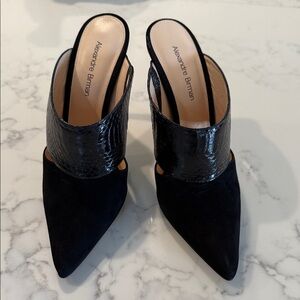 NIB Alexandre Birman Black Suede and Python Fechado Salto Pumps sz 37